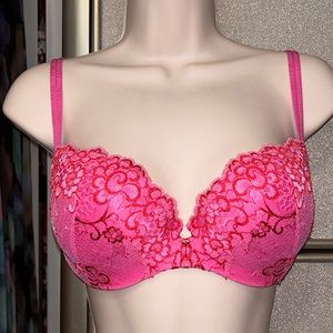 Victoria’s Secret Bra 34D New